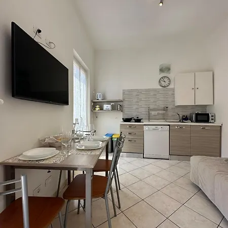 Dimora Concept-casa Pia-sea Escape With Garage Apartment