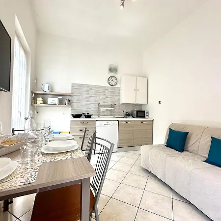 Dimora Concept-casa Pia-sea Escape With Garage Apartment