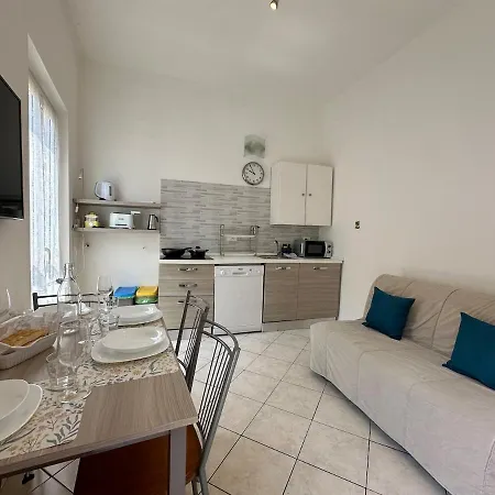 Apartment Dimora Concept-casa Pia-sea Escape With Garage